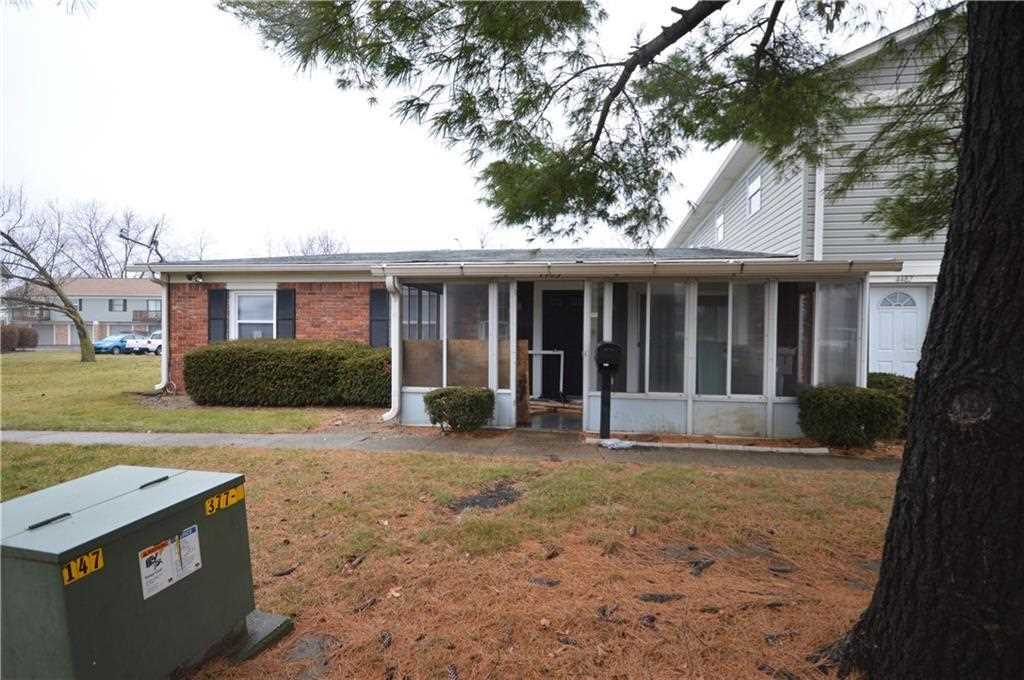 4489 Four Seasons Circle, Indianapolis, IN 46226 MLS 21549093