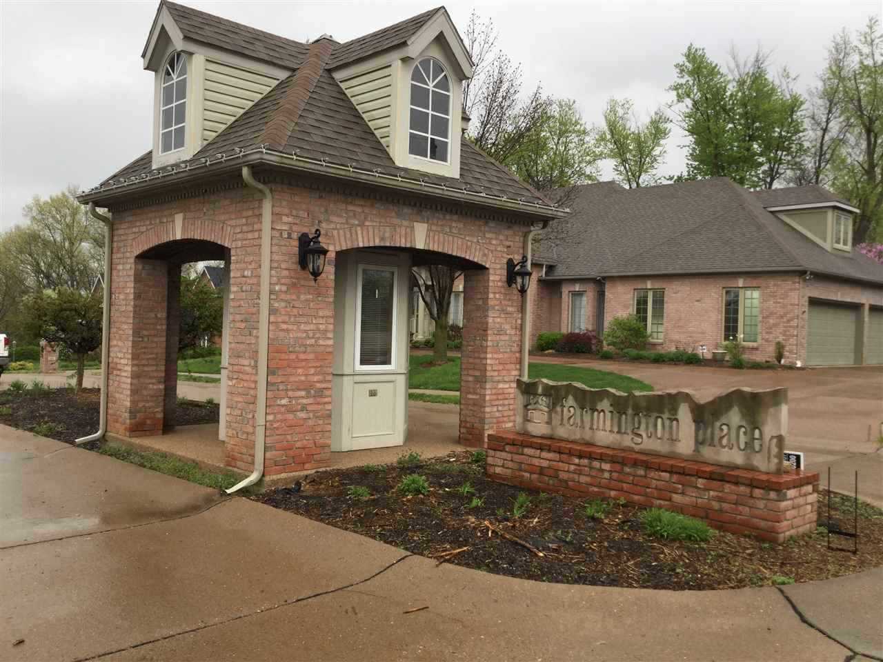 1511 Regents Park Road Evansville, IN 47710 | MLS 201712032 Photo 1