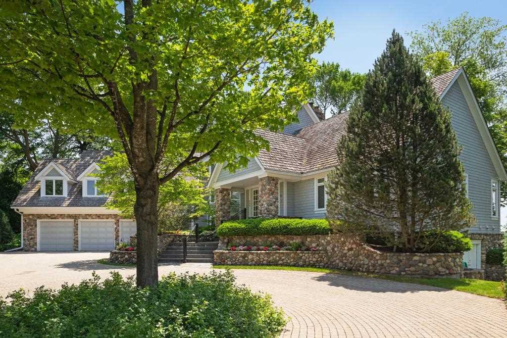 MLS 4969338 686 Ferndale Road W, Wayzata MN 55391 home for sale