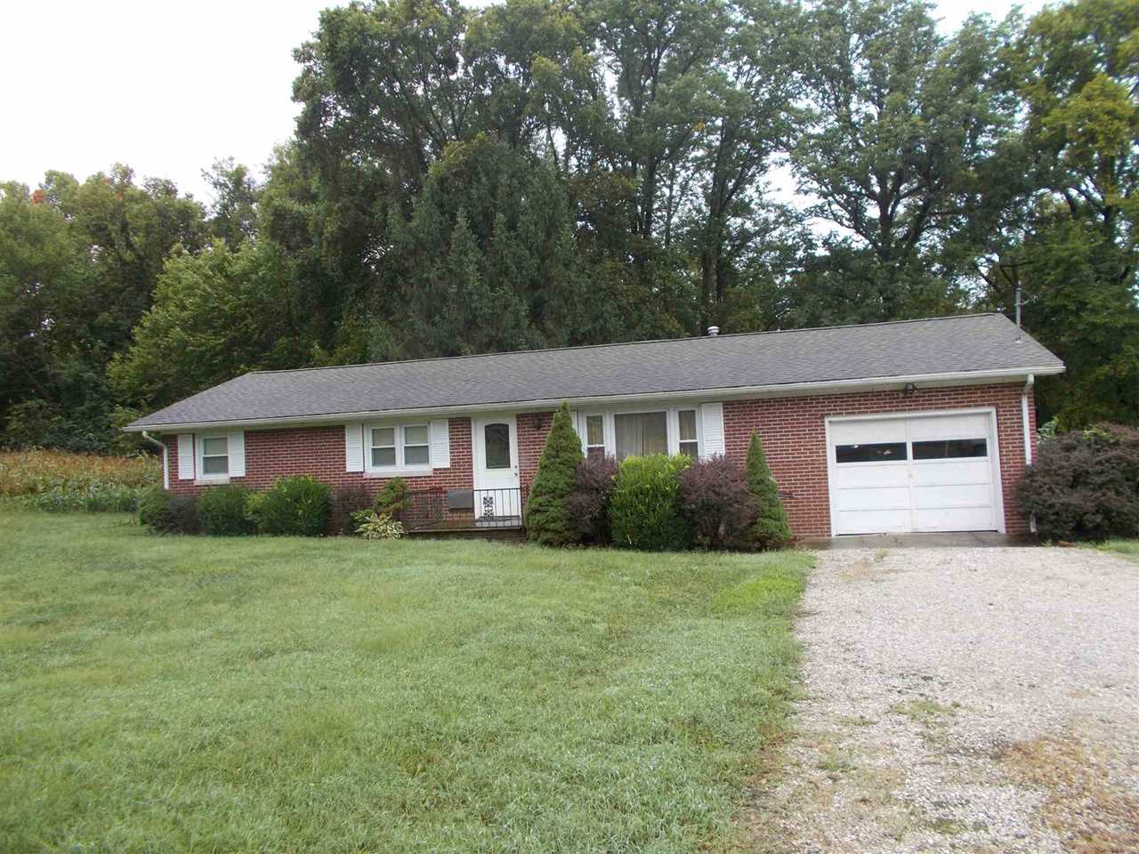 237 W 225 N. Princeton, IN 47670 | MLS 201841350 Photo 1