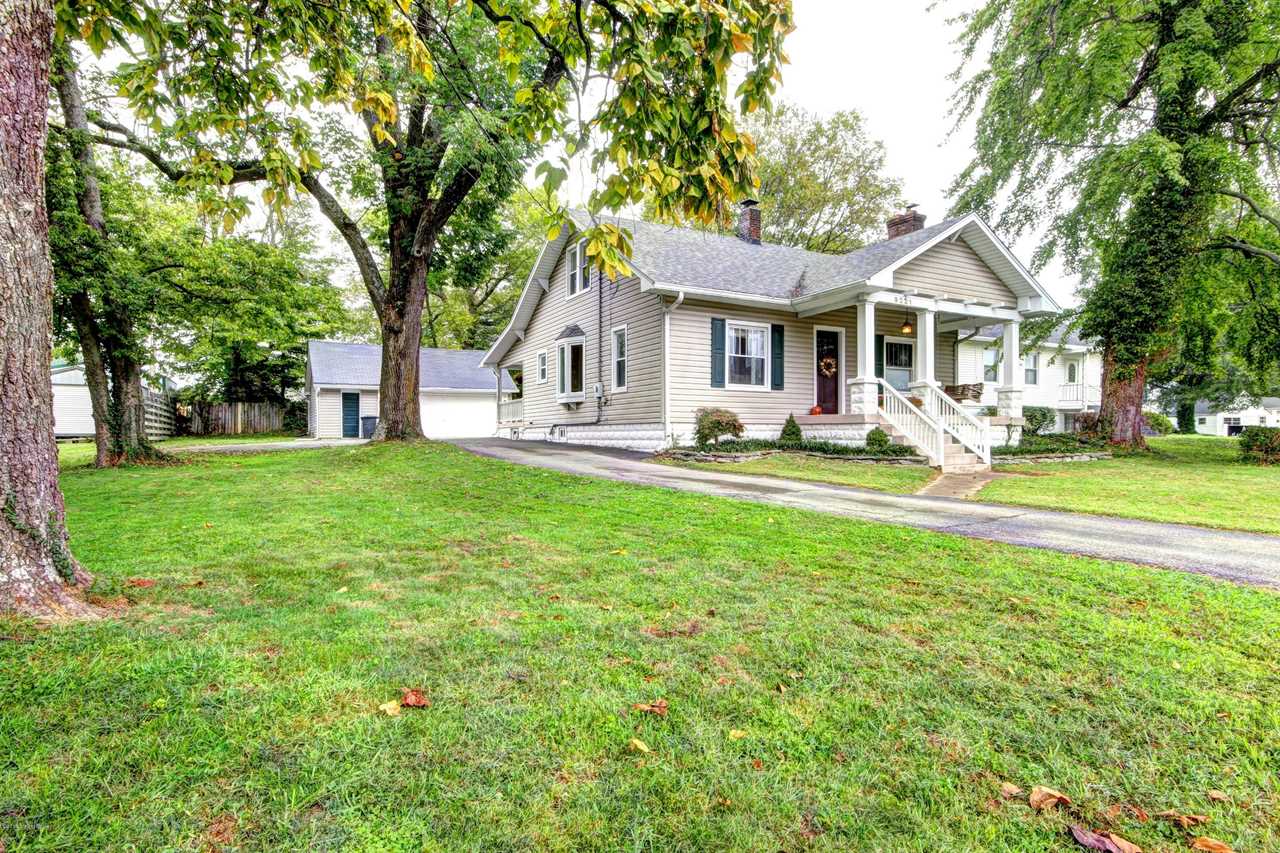 9221 Fern Creek Rd Louisville, KY 40291 MLS 1517209