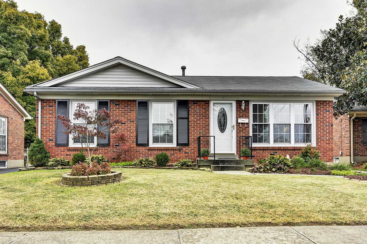 2908 Butler Ct Louisville Ky 40218 Home For In Midland 2908 Butler Ct Louisville Ky 40218 Home For In Midland Park Homes Patio