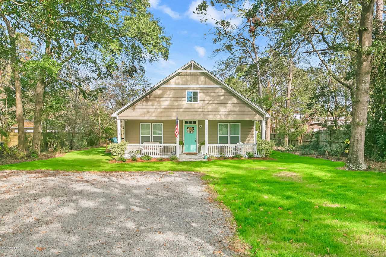 Home For Sale At 5723 Camellia Lane, Wilmington NC in Camellia Heights Photo 1