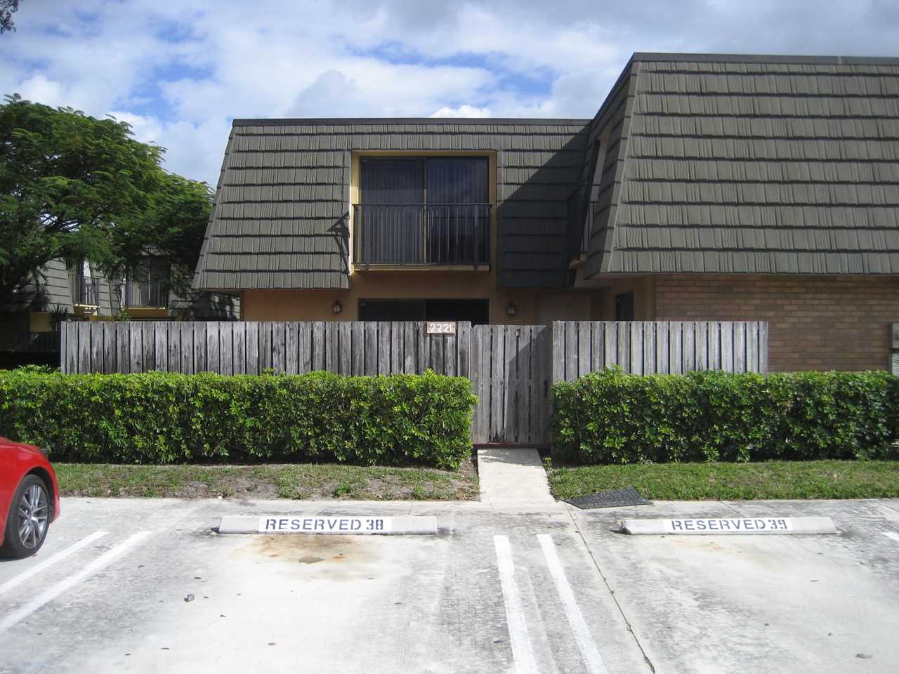 2221 22Nd Way West Palm Beach, FL 33407 | MLS RX-10494817 Photo 1