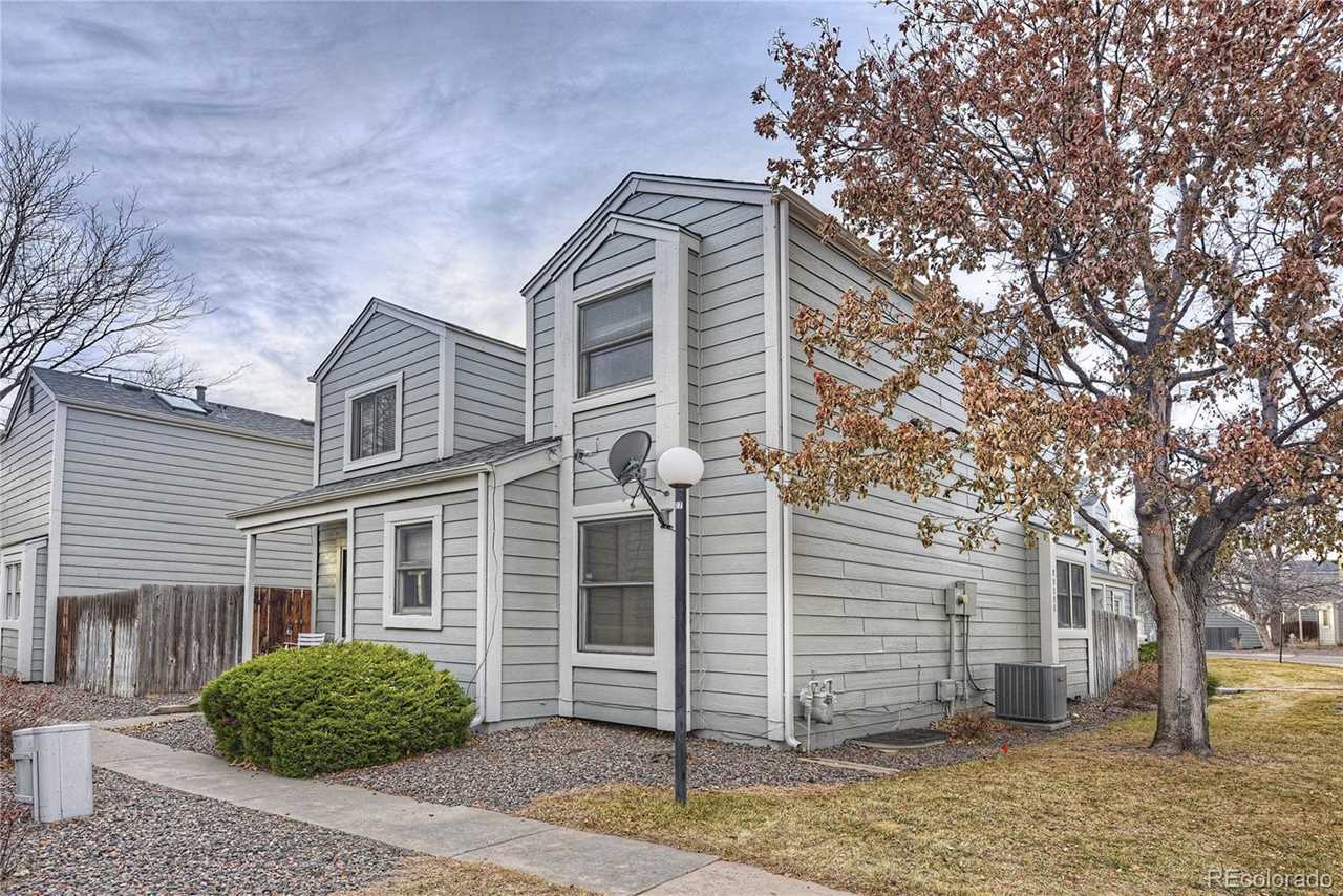 11628 East Cornell Circle located in Aurora, CO 80014 with MLS#9473169 Photo 1