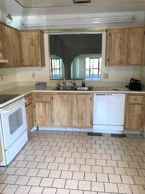 4240 Lucerne Villas Lane Lake Worth, FL 33467 | MLS RX-10494836 Photo 1
