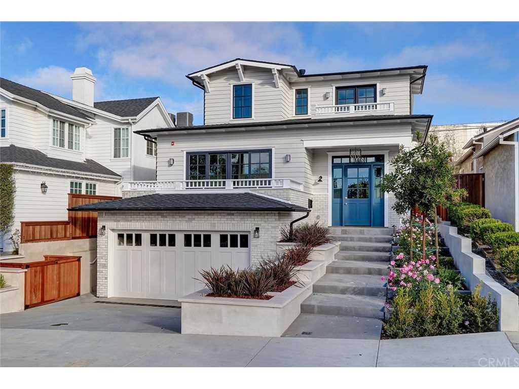 1716 Oak Avenue in Manhattan Beach, CA - MLS# SB19008718 Photo 1
