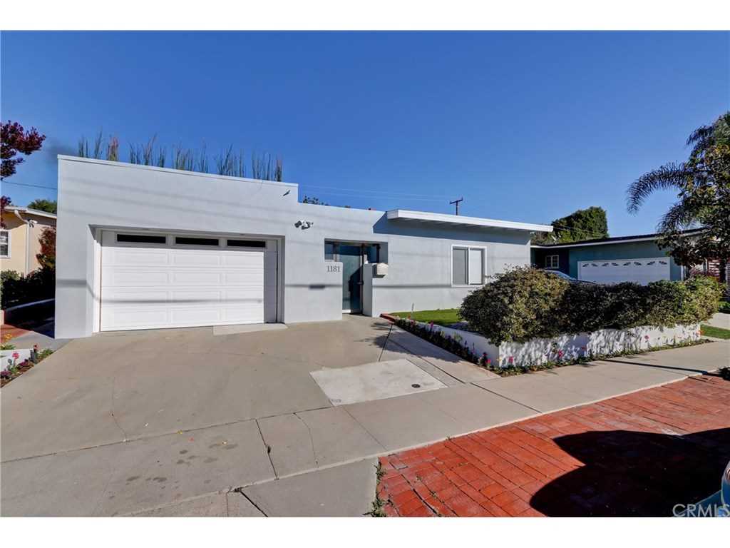 1181 Tennyson Street in Manhattan Beach, CA - MLS# SB19018257 Photo 1