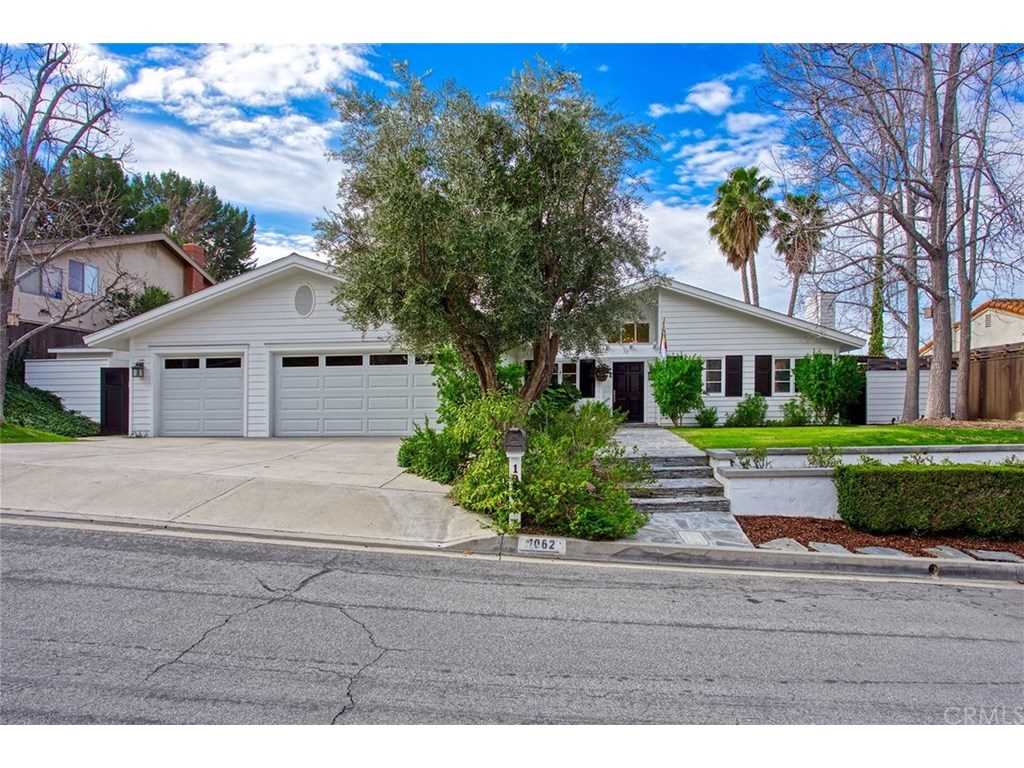 1062 Bradcliff Drive North Tustin, CA 92705 | MLS NP19022018 Photo 1