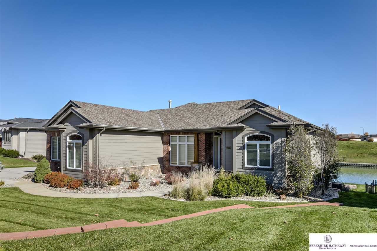 12503 N 179 St Bennington, NE 68007 | MLS 21901717 Photo 1