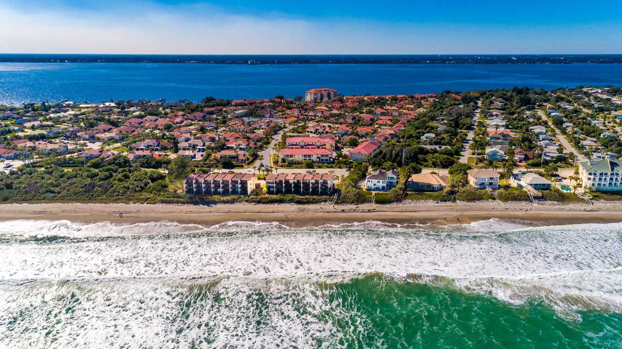 3220 River Villa Way #115 Melbourne Beach, FL 32951 | MLS 835750 Photo 1