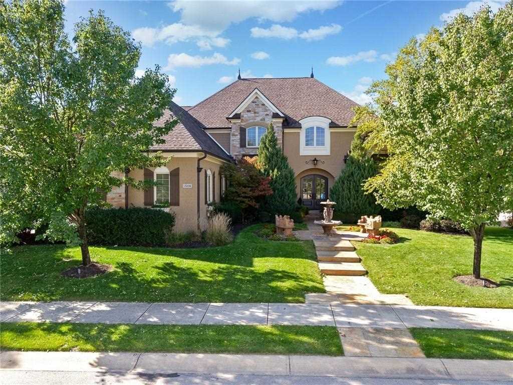15538 Hidden Oaks Lane Carmel, IN 46033 | MLS 21616395 Photo 1