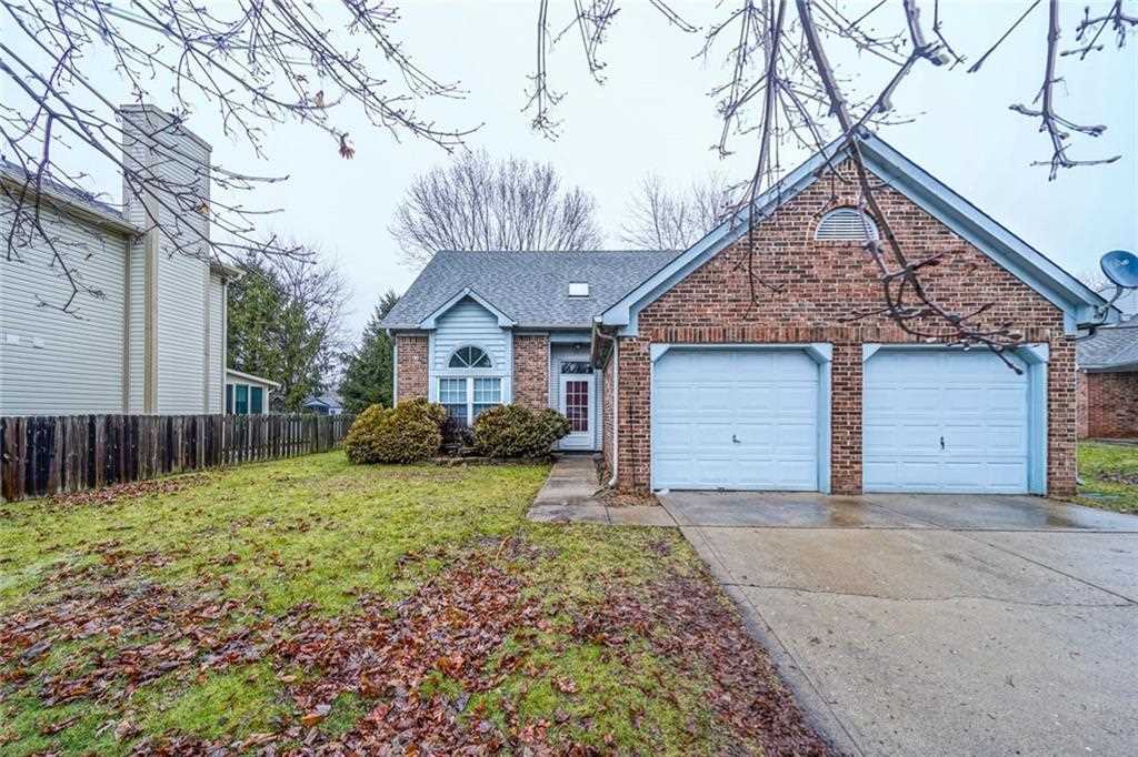3016 Village Park Circle Carmel, IN 46033 | MLS 21617514 Photo 1