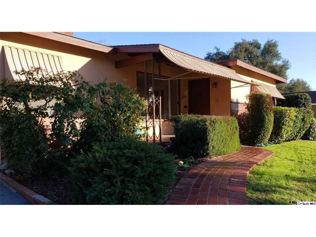 1828 Canada Boulevard, Glendale, CA 91208 | MLS #319000522 Photo 1