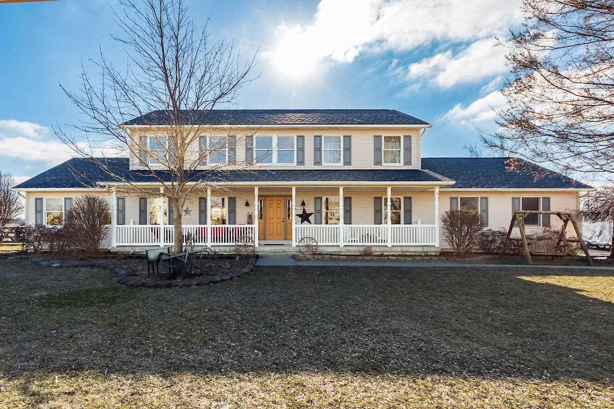 5483 Caties Way Grove City, OH 43123 | MLS 219003710 Photo 1
