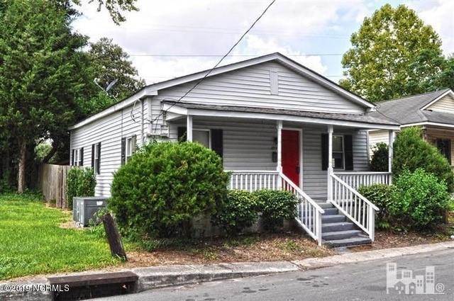 Home For Sale At 208 Gores Row, Wilmington NC in Not In Subdivision Photo 1