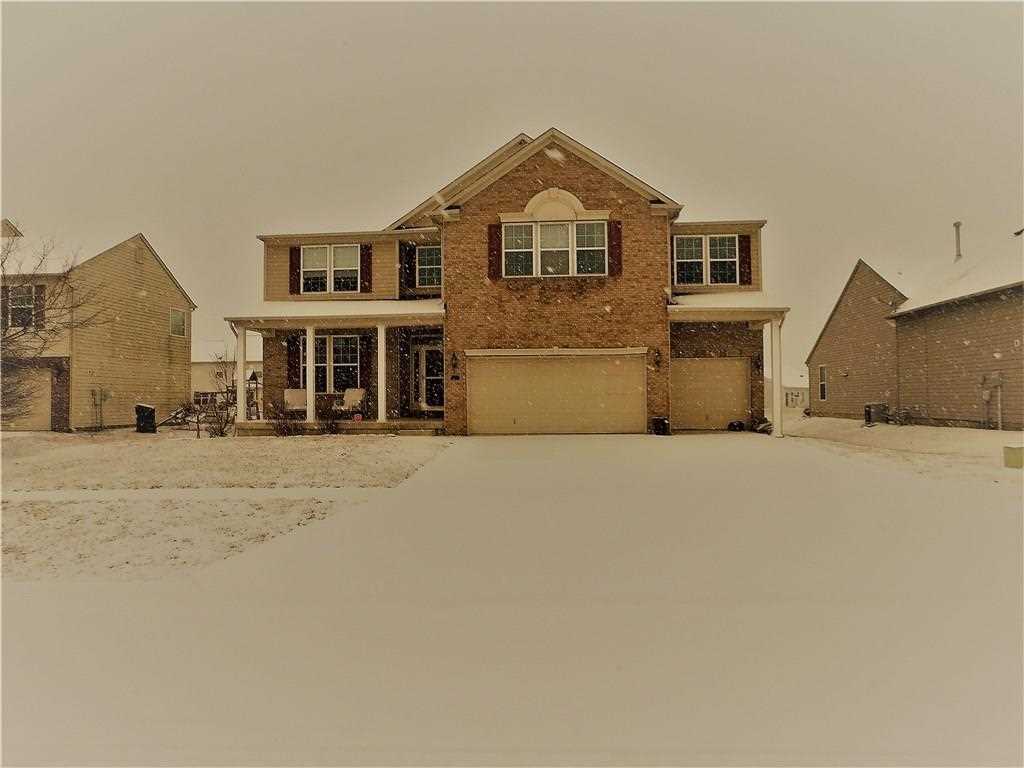 1250 Wolf Run Way Greenwood, IN 46143 | MLS 21618580 Photo 1