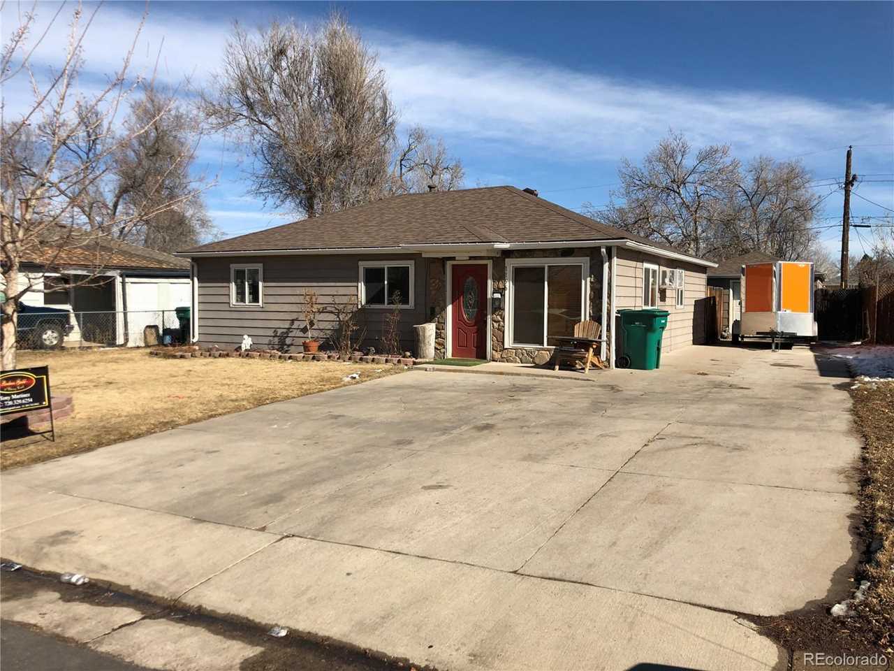 1156 Victor Street Aurora, CO 80011 | MLS ® 8585320 Photo 1