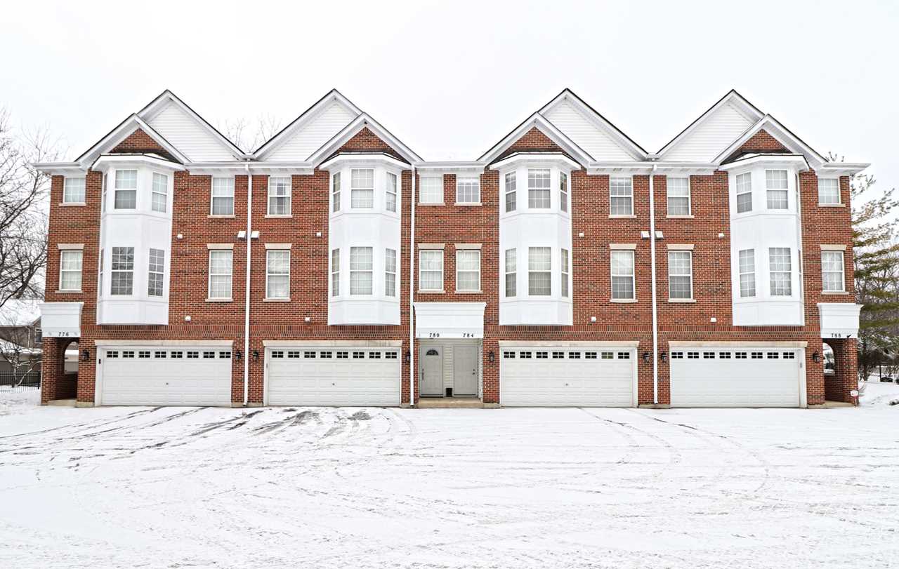 784 N Regis Ct Palatine, IL 60067 | MLS 10269721 Photo 1