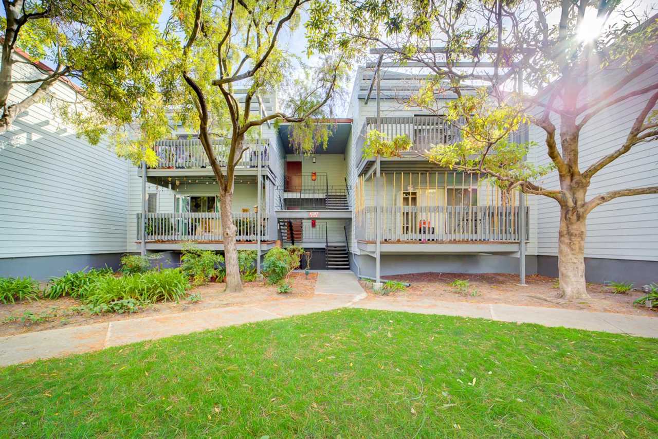 4287 George Ave 3 San Mateo, CA 94403 | MLS ML81734769 Photo 1