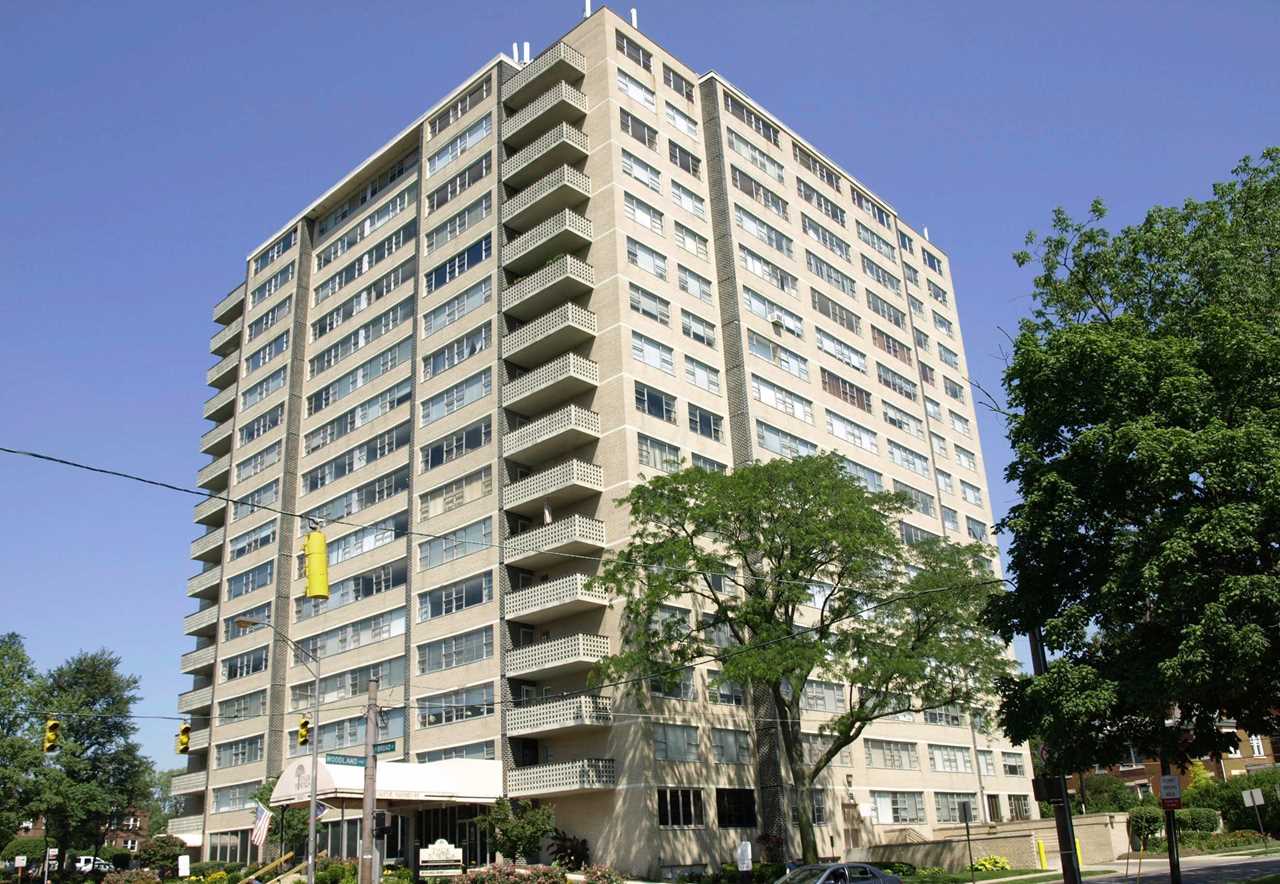 1620 E Broad Street Columbus, OH 43203 | MLS 219007284 Photo 1