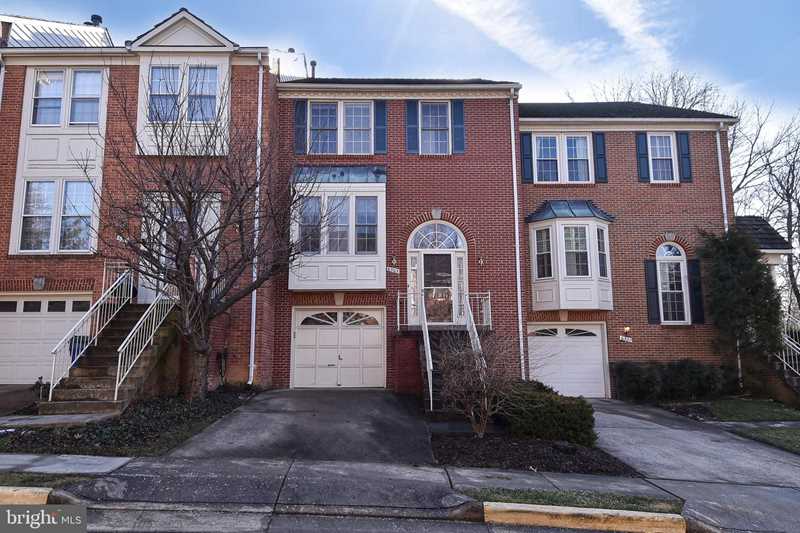 6305 Crooked Oak Ln For Sale in Falls Church Photo 1