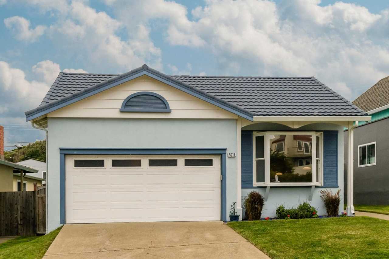 5018 Palmetto Ave Pacifica, CA 94044 | MLS ML81734762 Photo 1
