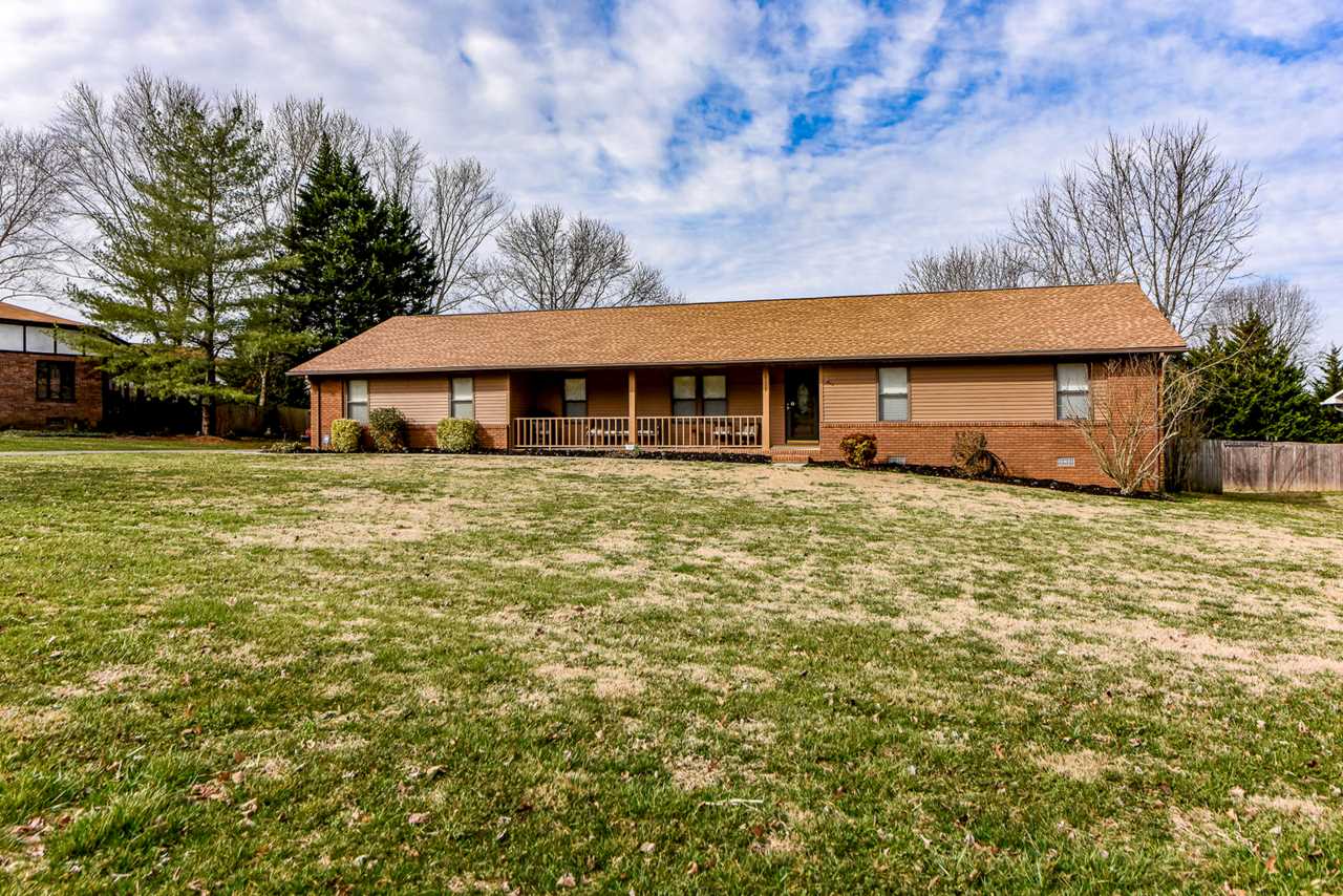 2111 Chesterfield Dr Maryville, TN 37803 | MLS 1069515 Photo 1