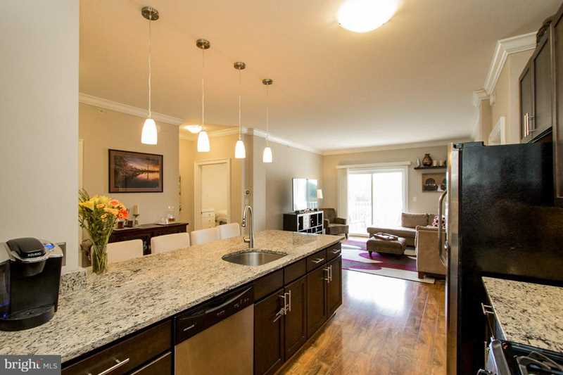 6301 Edsall Rd #613 For Sale in Alexandria Photo 1