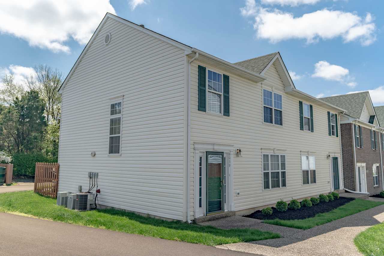 8039 Aspen Green Ln Louisville, KY 40291 | MLS #1530206