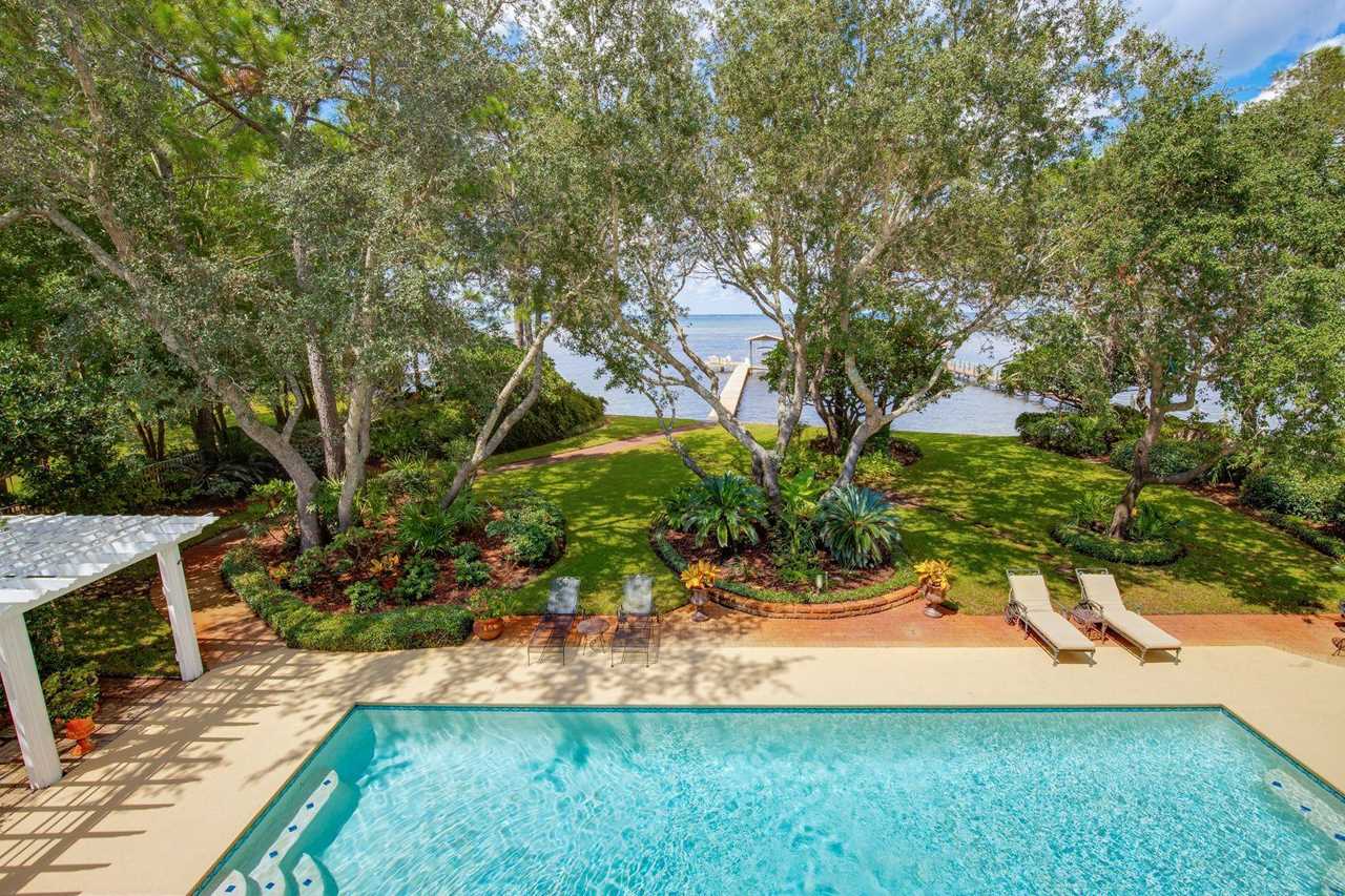 1348 Emerald Bay Drive Destin, FL 32541 | MLS 831116 Photo 2