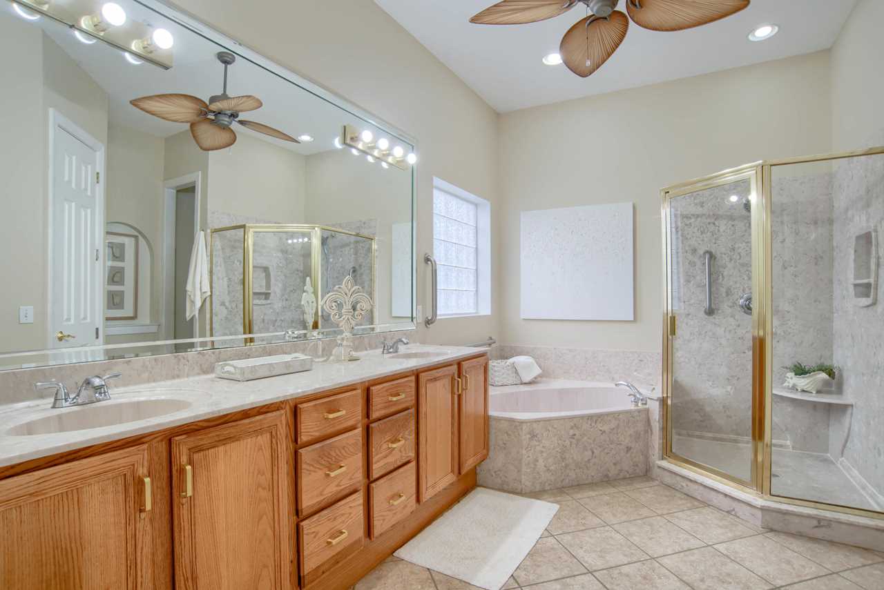 643 Emerald Bay Drive Destin, FL 32541 | MLS 826960 Photo 35
