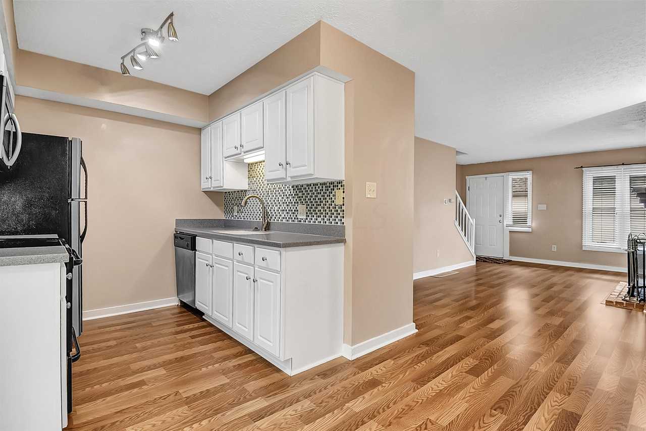 155 000 For Sale 322 Saint Andrews Drive Dublin Oh 43017