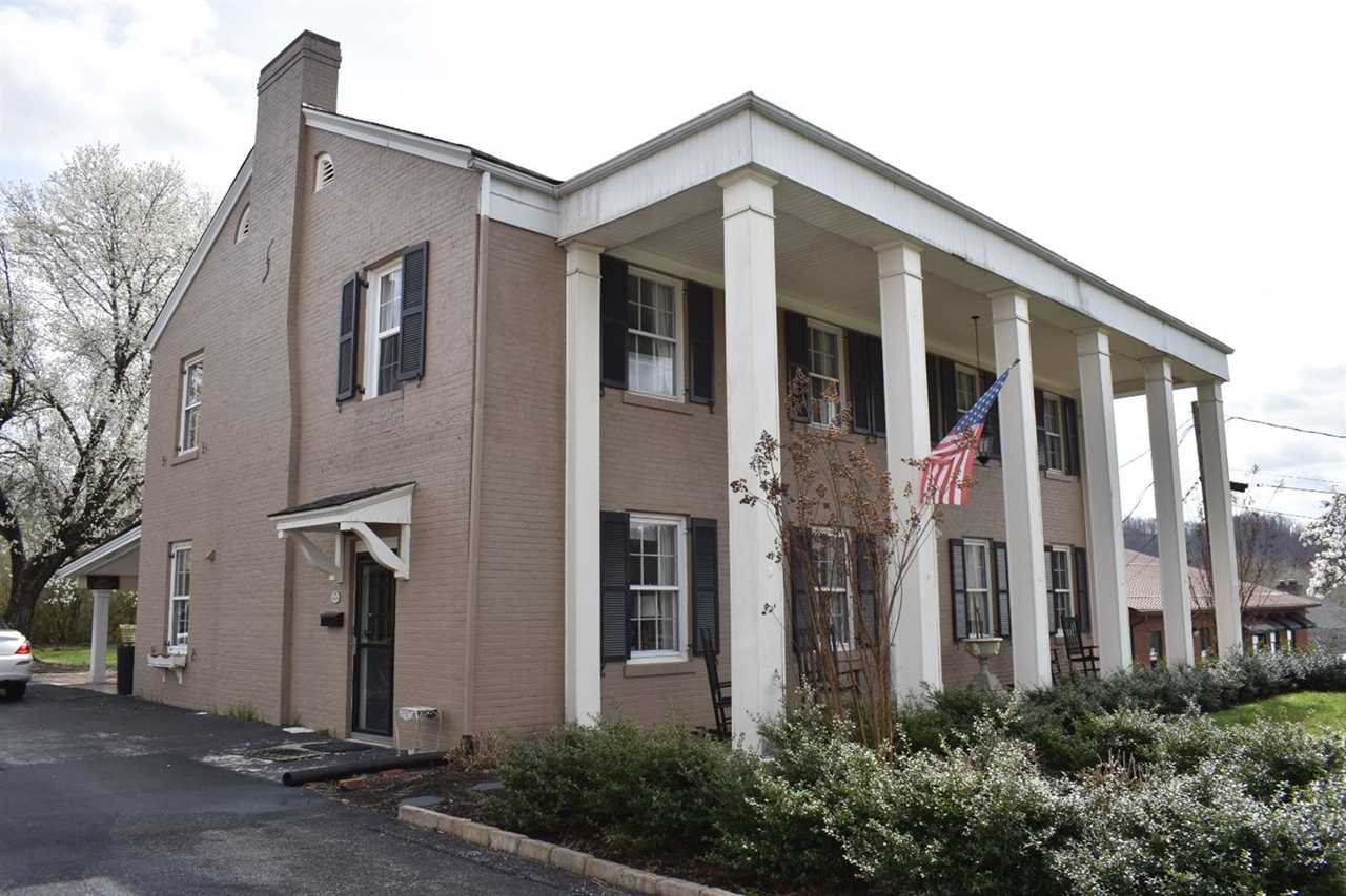 217 Main Street Manchester, KY 40962 MLS 20005434
