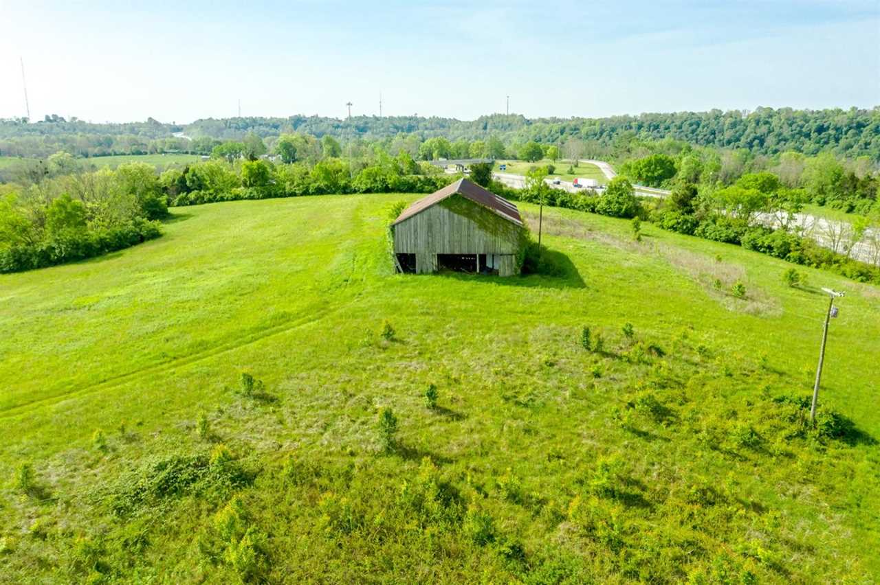 8295 Old Richmond Rd Lexington, KY 40515 MLS 20011575