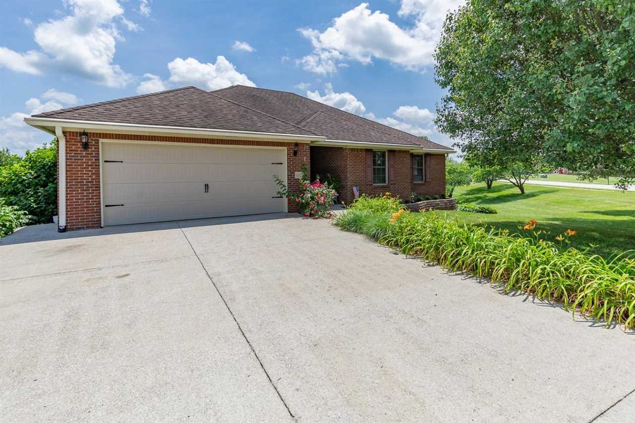 612 Autumnwood Dr Richmond, KY 40475 MLS 20012539