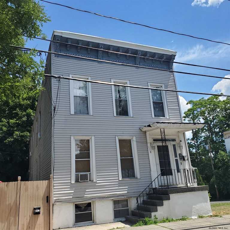 118 Main St Cohoes, NY 12047 MLS 202021496