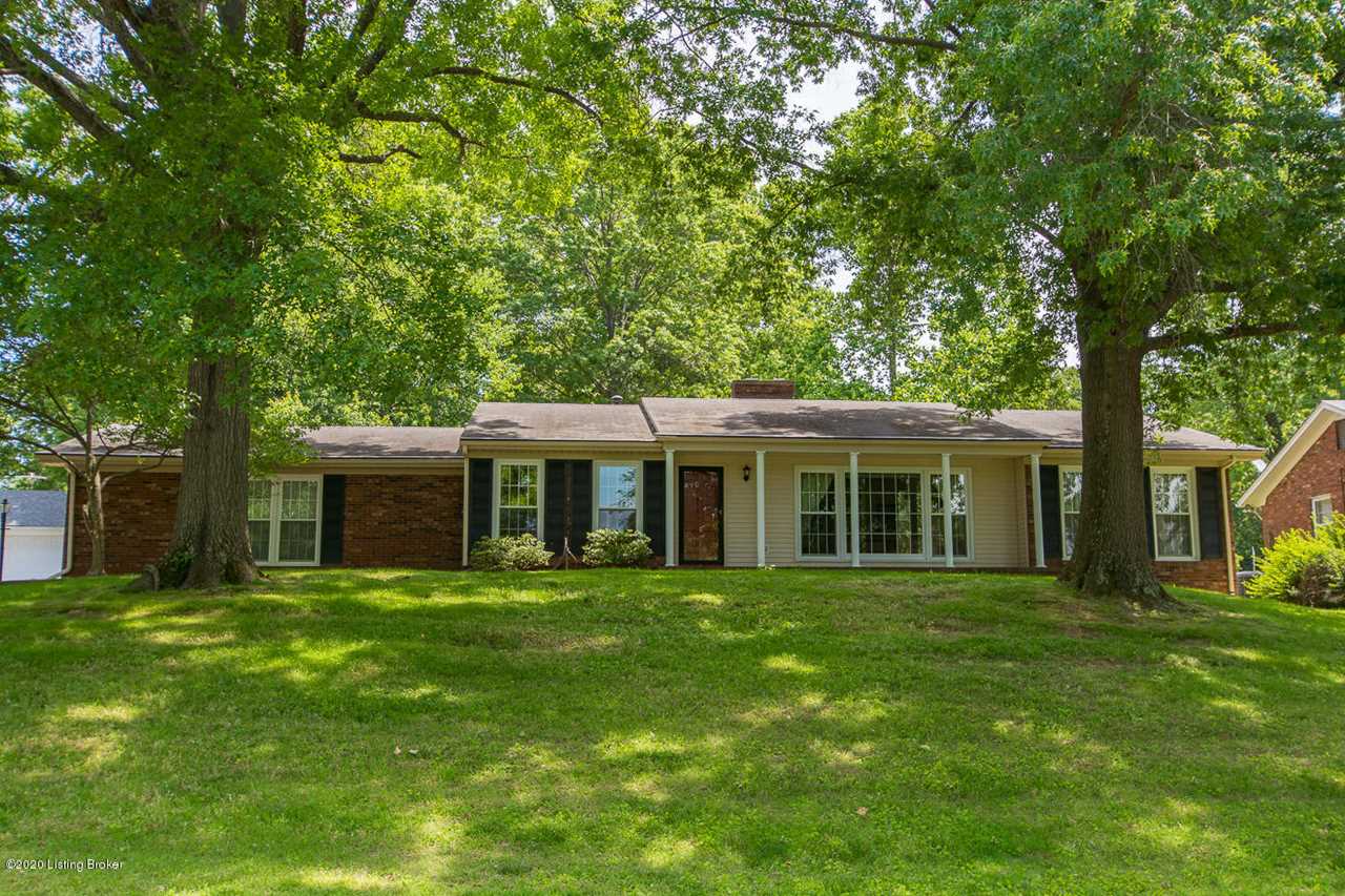 2412 Windsor Forest Dr Louisville KY 40272 MLS1563093