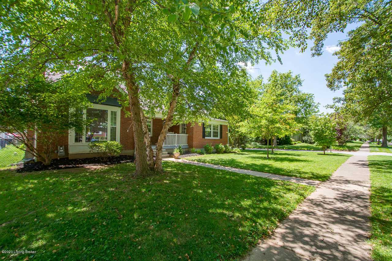 3500 Hycliffe Ave Louisville, KY 40207 MLS 1563972