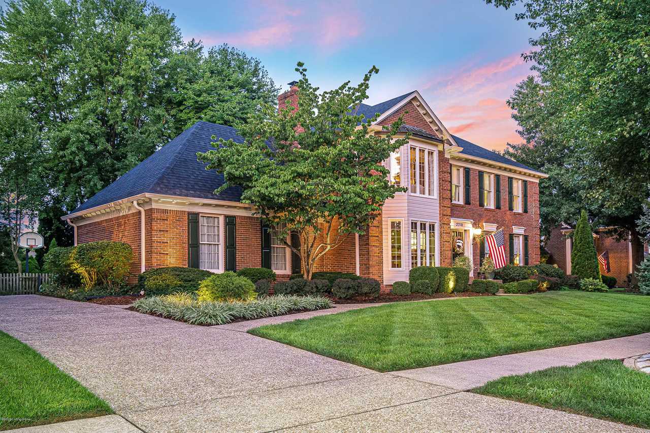 2710 Avenue Of The Woods Louisville, KY 40241 1567074 Woods Of St