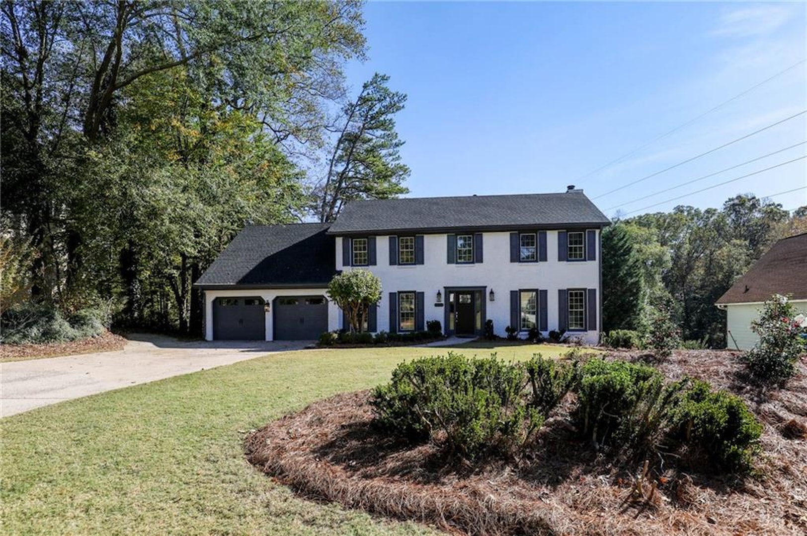 660 Creekwood Drive in Marietta, GA 30068 MLS6803703