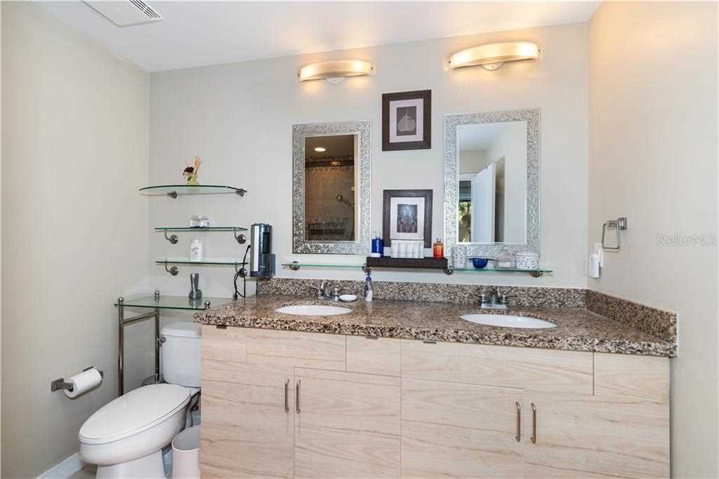 155 S Court Ave #1102 Orlando, FL 32801 | MLS O5867812 Photo 15