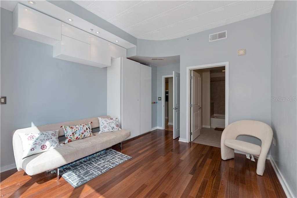 155 S Court Ave #1102 Orlando, FL 32801 | MLS O5867812 Photo 17