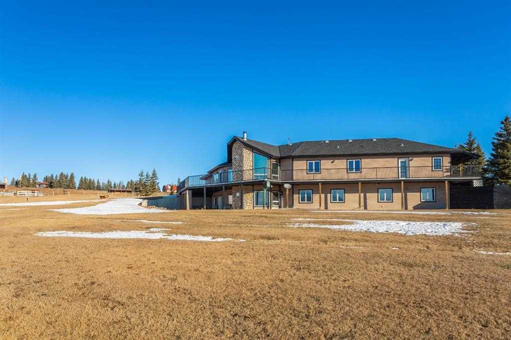 262037 Range Road 43 Rural Rocky View County, AB T4C 2J8 | MLS ® A1045531