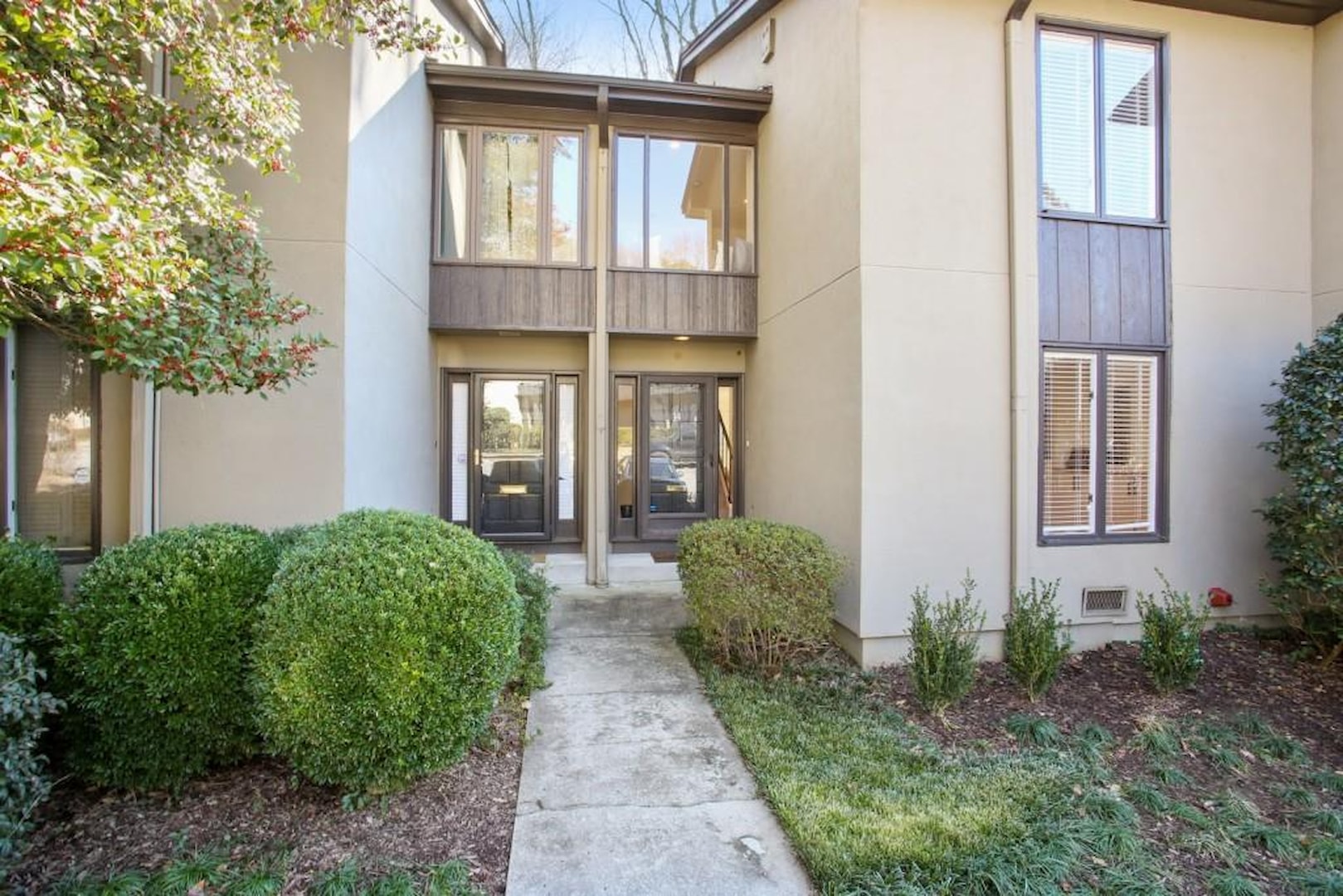 14 Ivy Ridge NE in Atlanta, GA 30342 MLS6834000