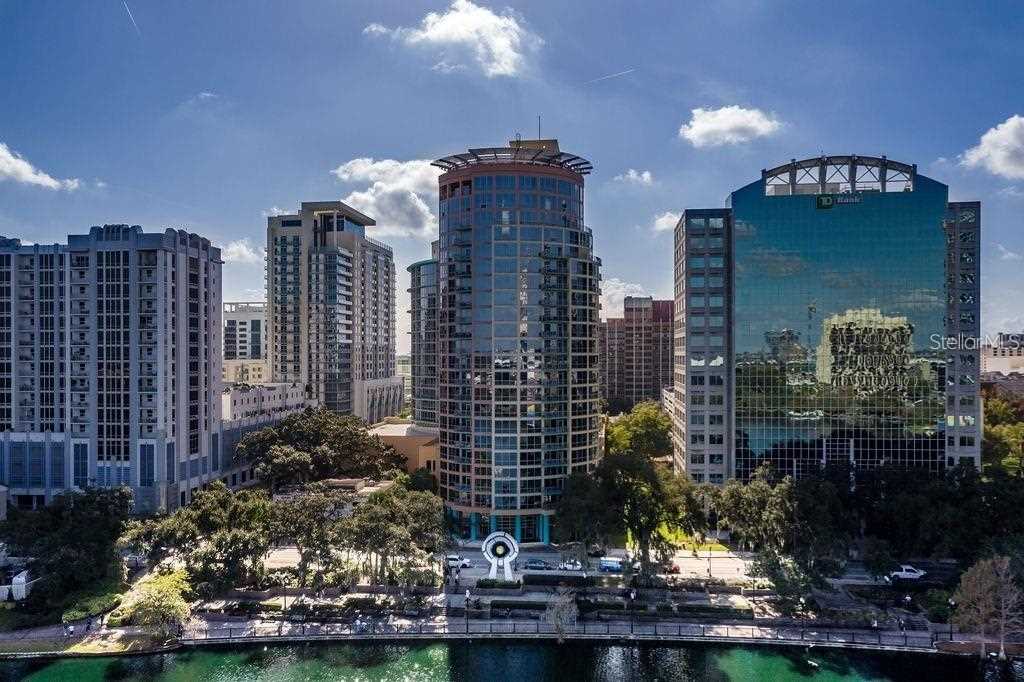 322 E Central Blvd #2010 Orlando, FL 32801 | MLS O5921596 Photo 1