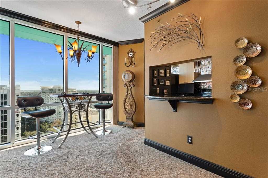 322 E Central Blvd #2010 Orlando, FL 32801 | MLS O5921596 Photo 11