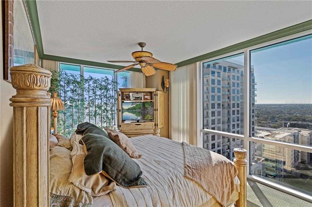 322 E Central Blvd #2010 Orlando, FL 32801 | MLS O5921596 Photo 13