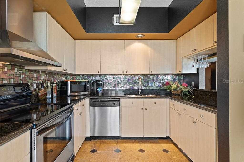 322 E Central Blvd #2010 Orlando, FL 32801 | MLS O5921596 Photo 10