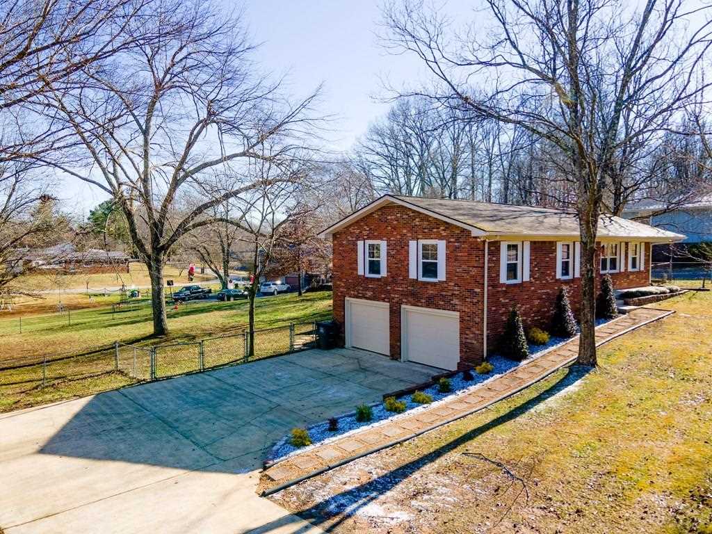 1690 Bunker Hill Rd Cookeville, TN 38506 MLS 202068